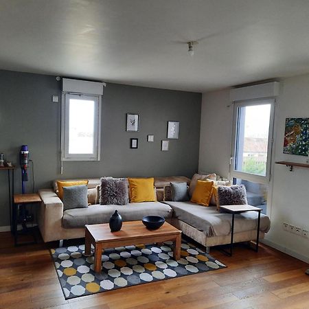 Magnifique Appartement Avec Terrasse Et Parking, 8 Personnes Nanterre Exterior photo